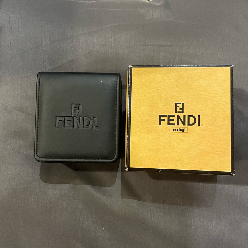 FENDI Watch - Picture 4 of 12